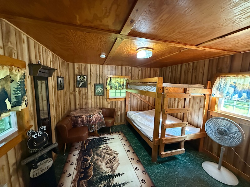 Little Bear Cabin bedroom